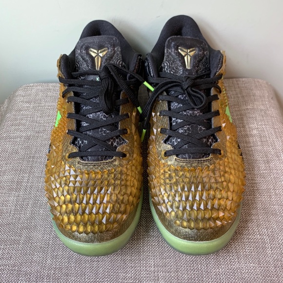 Kobe 8 GS ‘Christmas Snakeskin’ - Picture 2 of 10
